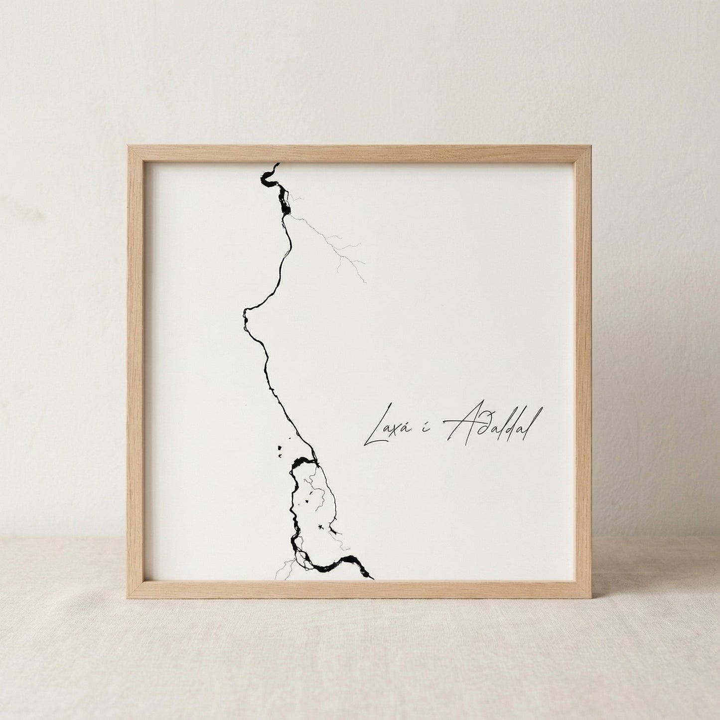 Laxá í Aðaldal Iceland salmon river art print in oak frame – minimalist line drawing wall art – scandinavian design – Veidislod
Big Laxa